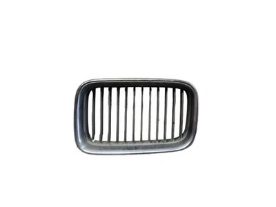 51138195151 Rejilla BMW SERIE 318 92 93 94 95 96 Foto 1 de 4