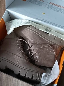 New Timberland Greyfield Taupe Womens Boot TB 0A5P15 929 Size 10 - Picture 1 of 8