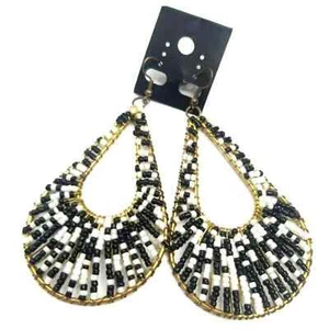 Pendientes Damas Mujeres Moda Joyería Cuentas Garrota Gancho Negro Blanco Oro - Imagen 1 de 6