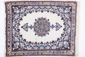 Persan Naïn Tapis Noué à la Main 60x80 Blanc Oriental Laine à Poils Ras Peau De - Bild 1 von 6