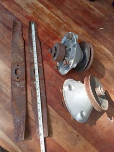 2 USED Wheel Horse Mower Deck Spindles with Blades   - Picture 1 of 4