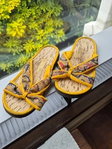 Size 6 TO YO Yellow Flip-flops (Likely To Fit Size 4 Or 5 UK) Show Limited Wear. - Picture 1 of 7