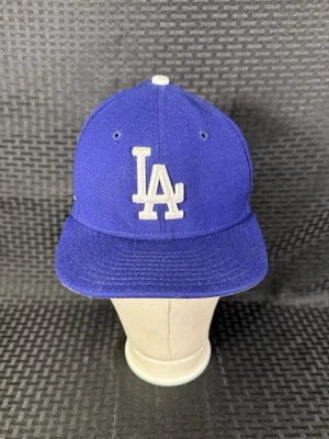 Youth Los Angeles Dodgers Cody Bellinger Embroidered Autograph New Era 9Fifty - Image 1 of 4