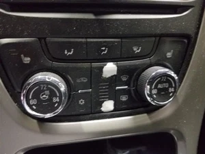 Control de temperatura mercado estadounidense con asiento térmico Opt KA1 para 12-17 VERANO 638131 - Imagen 1 de 8