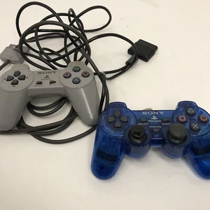 2 Playstation Controllers 1 Orginal Playstation And A Playstation 2 Controller - Picture 1 of 5