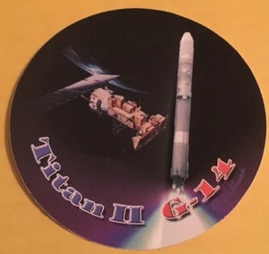 NASA Titan II G-14 Decalcomania Titanio 2 - Foto 1 di 2