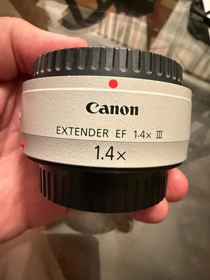 TELECONVERSOR CANON EF EXTENSOR 1.4X III - Imagem 1 de 3