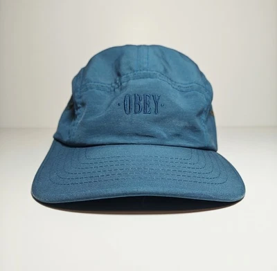 Sombrero de campamento Obey de 5 paneles  Foto 1 de 4