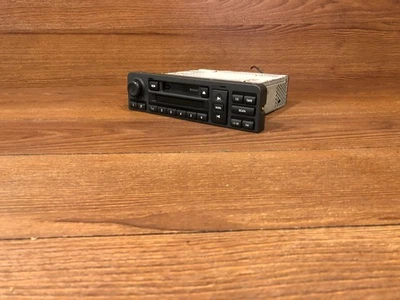 1995-2002 LAND ROVER P38 FRONT DASH ALPINE AM/FM RADIO CASSETTE TAPE PLAYER OEM - Image 1 of 4