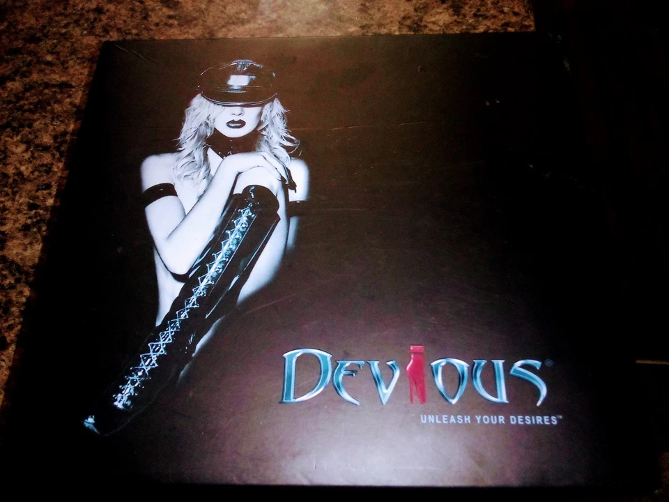 Bomba clásica Pleaser Devious DOMINA-420 6 pulgadas Foto 1 de 4