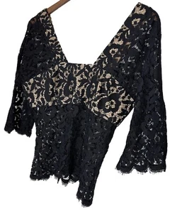TRINA TURK Bluse schwarz Spitze 3/4 Ärmel transparent Fransen Whimsigoth Vamp Baddie M - Bild 1 von 9