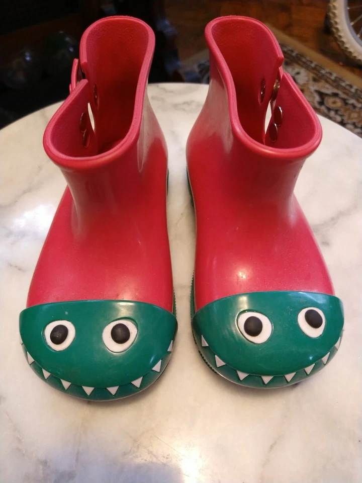 Niños Mini Melissa Hechas en Brasil Niño Pequeño Talla 10 Monster Botas de Lluvia Rosa Verde  Foto 1 de 4