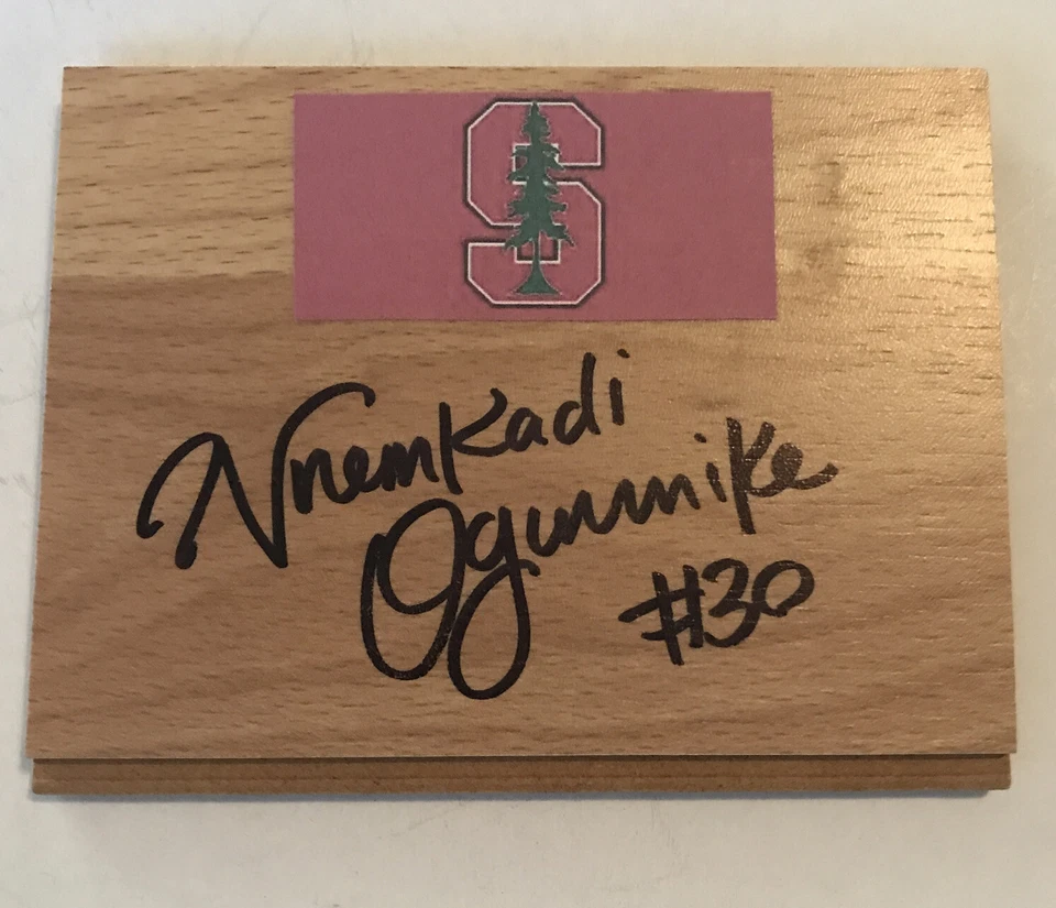 NNEKA OGWUMIKE 洛杉矶 SPARKS 篮球 WNBA 签名地板瓷砖 5 x 4 — 第 1/1 张图片