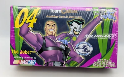 Nascar Team Caliber The Joker 04 Justice League Villain Car Monte 1:24 Pearl Die - Image 1 of 4