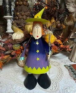 Halloween Tin Bobblehead Friendly Witch ~ 20" x 10" x 10" Vintage UNIQUE / RARE - Imagen 1 de 5