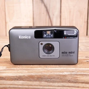 Konica Big Mini BM-201 35mm Film Point and Shoot Camera - Works - Impact Damage - Picture 1 of 8