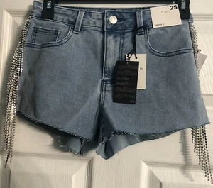 Juniors Forever 21 Denim Short with Rhinestones Size 25 NWT - Picture 1 of 1