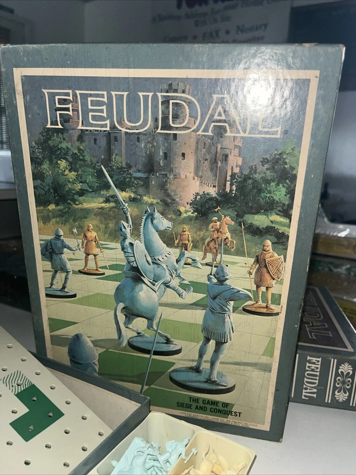 Juego de mesa feudal vintage 3M estantería juego de asedio conquista nuevo Foto 1 de 4