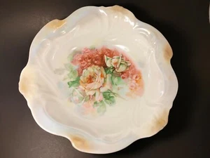 J.S.V. BAVARIA GERMANY 11" SERVING BOWL-ROSES-LUSTRE GLAZE SCALLOPED PEACH - Picture 1 of 5
