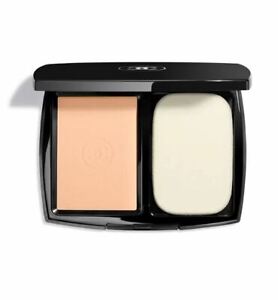 CHANEL ULTRA LE TEINT All-Day Comfort Flawless Finish Compact Foundation BR42