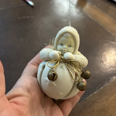 Jinglebell Jinglebaby Ornamento 1996 Snowbabies Hecho de Cerámica Bisque De Colección Foto 1 de 4