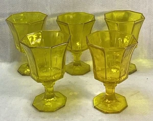 5 Vintage 1960s Independence Glass Yellow Cadmium 6” Goblets Octogon GLOWS - Picture 1 of 10