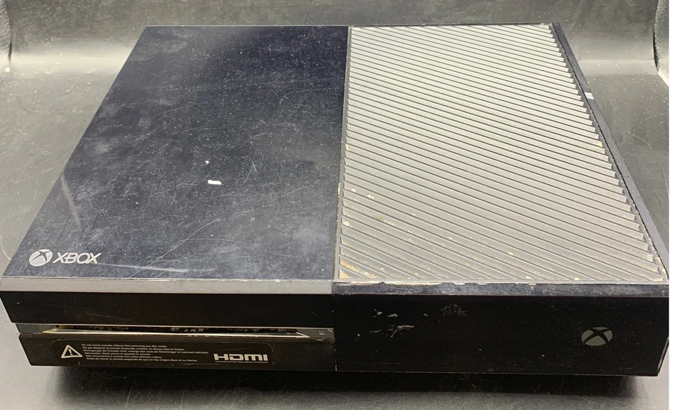 MICROSOFT Xbox One Console Model 1540 HDMI Connectivity - Image 1 of 4