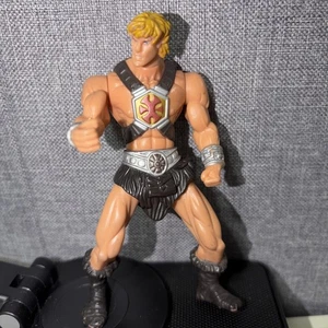 2003 McDonalds Masters of the Universe He-Man Actionfigur Waist Twists - Bild 1 von 10
