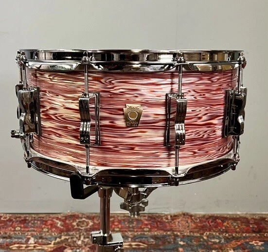 Малый барабан Ludwig 6,5 дюйма x 14 дюймов классический клен - устрично-розовый - Изображение 1 из 3