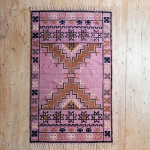 Graham and Green Pune Wool Rug - Picture 1 of 8