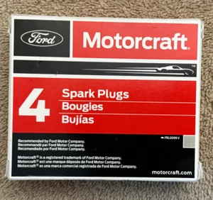 Genuine Ford Motorcraft SP-493 Platinum Spark Plugs 4-Pack AGSF32PM OEM Set - Foto 1 di 2