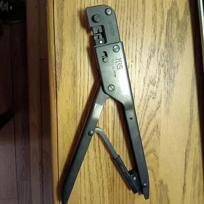 Crimpadora Hirose DF11-TA22HC HRC Foto 1 de 4