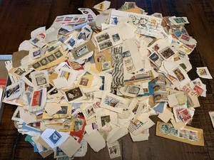 Large Lot Unsorted US Postage Stamps - Vintage Family Estate Collection - Picture 1 of 9