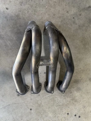 Yamaha YZF R1 R1M R1S 2015-26 OEM colector de cabezal de escape titanio con tubo en Y Foto 1 de 4