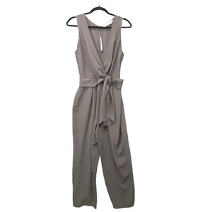 ASTR The Label Women Jumpsuit Sz M Gray Sleeveless Wide Leg V Neck Feminine - Picture 1 of 13