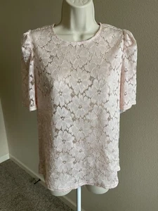 Chelsea28 Women’s Light Pink Lace Floral Print Round Neck Short Sleeve Blouse S - Picture 1 of 9
