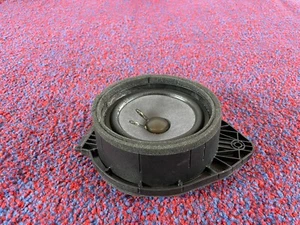 CADILLAC XT5 3.6L 2017-2022 OEM REAR LEFT OR RIGHT DOOR BOSE SOUND SPEAKER 5K - Picture 1 of 2