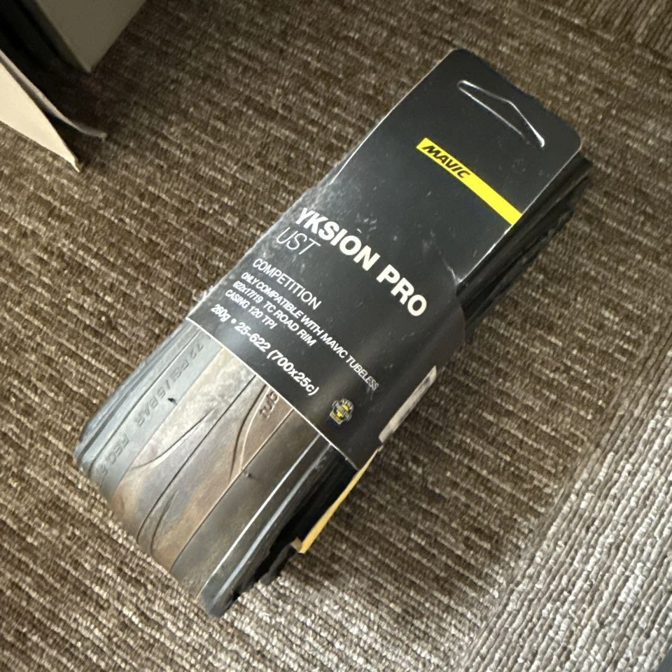 Neumático sin cámara Mavic Yksion Pro 700X25C Foto 1 de 2