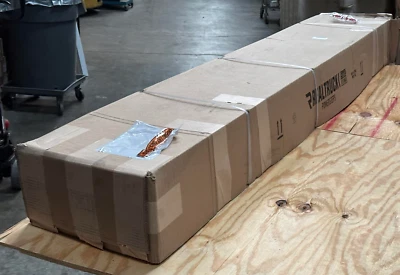 AMP Research PowerStep Running Boards 21-24 Chevy Suburban/Tahoe / GMC Yukon/XL - Image 1 of 4