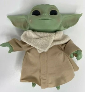 Star Wars Mandalorian The Child Baby Yoda Grogu Talking Plush Hasbro F1115 - Picture 1 of 9