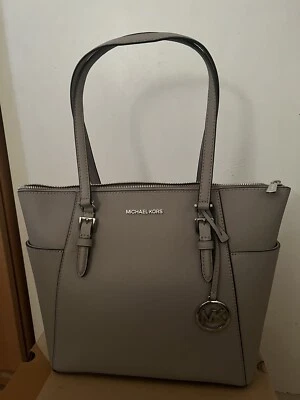 Pre-Owned Michael Kors Bag Jet Set Silver Grey Free Shipping! - Image 1 of 4