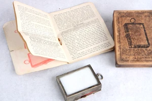 antiguo MEDIDOR DE IMPRESIÓN FOTOGRÁFICA INFALIBLE WYNNE'S, caja/instrucciones - Imagen 1 de 8