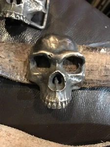 Neanderthal Skull Belt Buckle By Chris Levatino - Picture 1 of 6