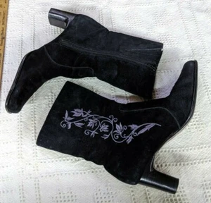 Women's Size 10M White Mountain Western Leather Suede Heel Boots - Picture 1 of 9