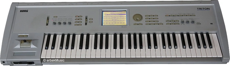 Korg Triton Classic 61 V2 Tasten Musik Workstation V 2 5 3 + GWÄHR - Bild 1 von 4