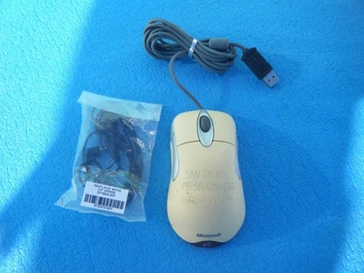 Microsoft IntelliMouse Optical USB Wired Scroll Mouse w/ hp Buds Scratch surface - Image 1 of 4
