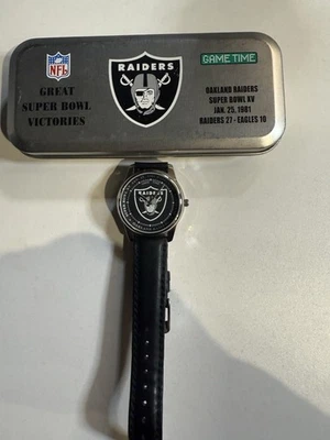 Relógio de quartzo Oakland Raiders Game Time 1981 Super Bowl XV lata NOVO vintage NFL - Imagem 1 de 4