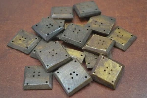 50 STCK. QUADRATISCH BRAUN BÜFFELKNOCHEN NÄHEN KNÖPFE 1" #T-2126A - Bild 1 von 1