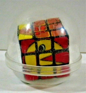 Vintage Pac Man Popeye Puzzle Cube Gumball Capsule Prize Vending Toy Old Stock - Picture 1 of 7