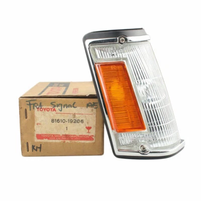 Lámpara esquina delantera derecha Toyota Corolla 1983-1984 nos 81610-19206 Foto 1 de 4